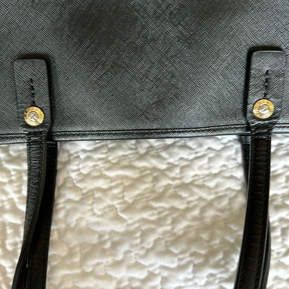 Black Henri Bendel large tote - Picture 10 of 14